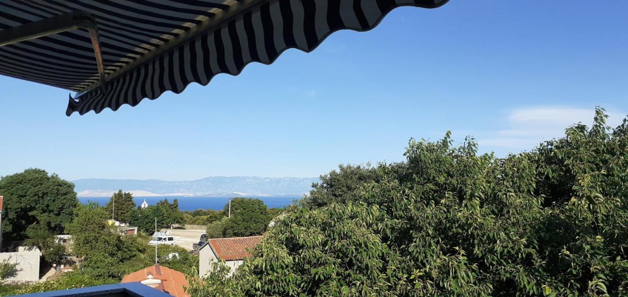 Kelk Loznati Apartment Luaran gambar