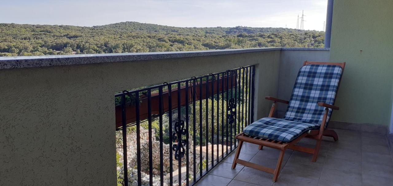 Kelk Loznati Apartment Luaran gambar