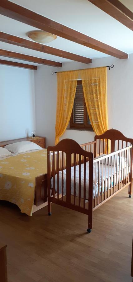 Kelk Loznati Apartment Luaran gambar