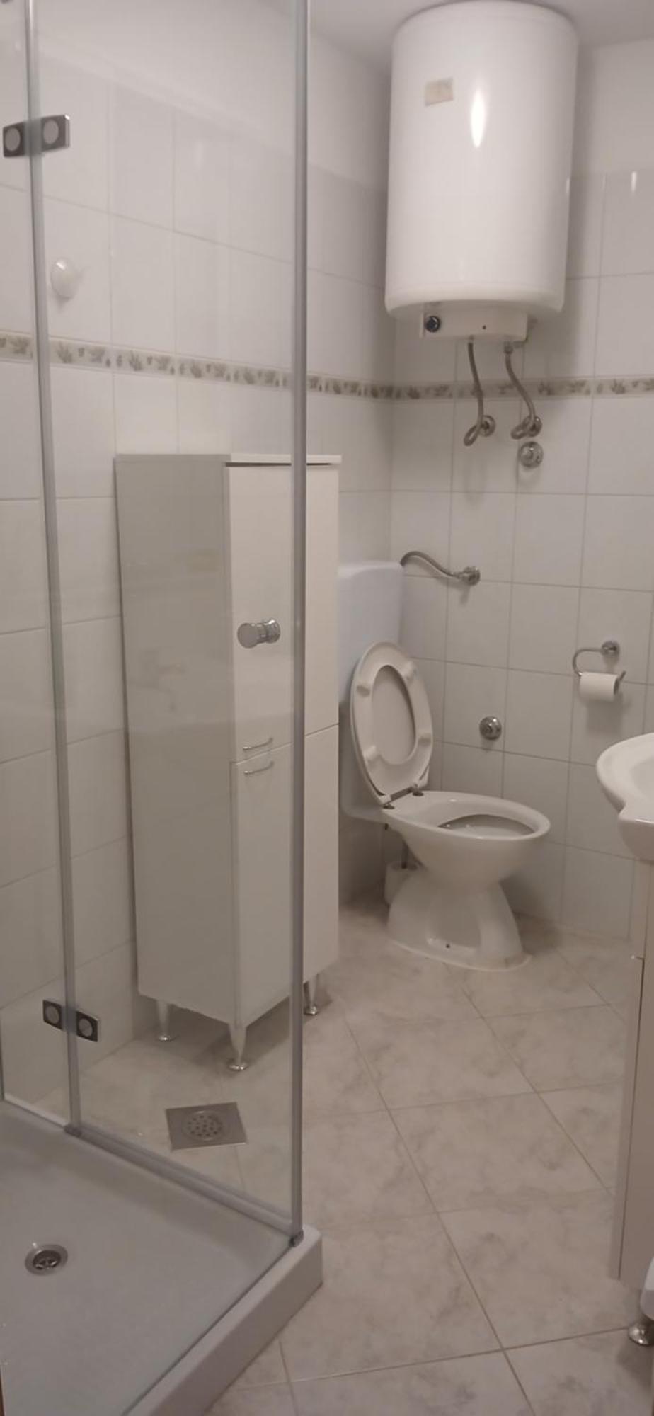 Kelk Loznati Apartment Luaran gambar